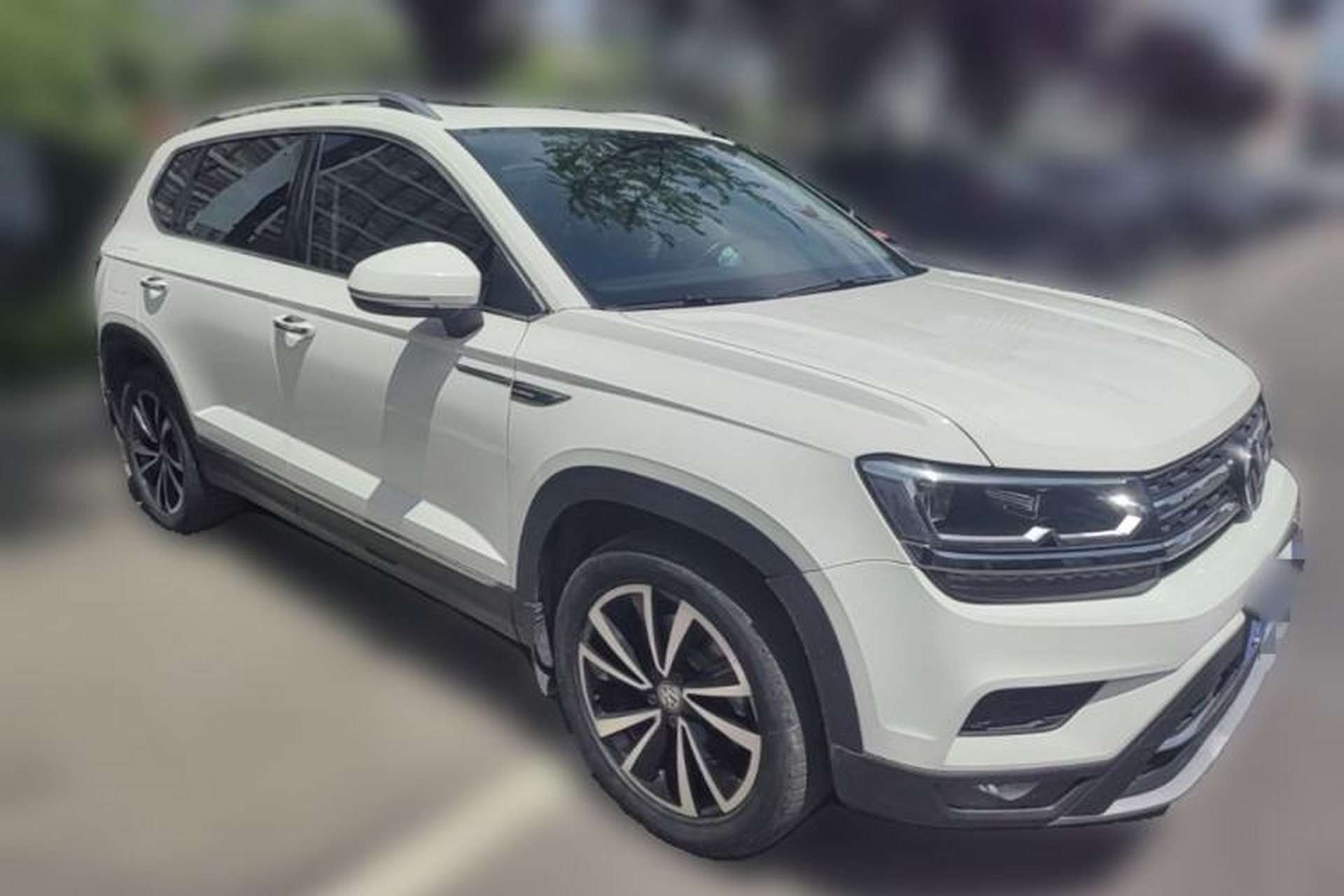 Used Volkswagen Tharu 2019 330TSI Four-Wheel Drive Luxury Edition China VI Standard Front Right 45 Deg