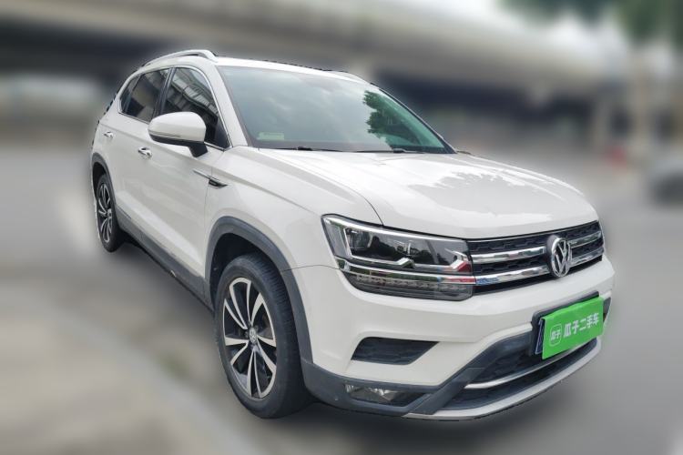 Used Volkswagen Tharu 2019 330TSI Four-Wheel Drive Luxury Edition China VI Standard Front Right 45 Deg