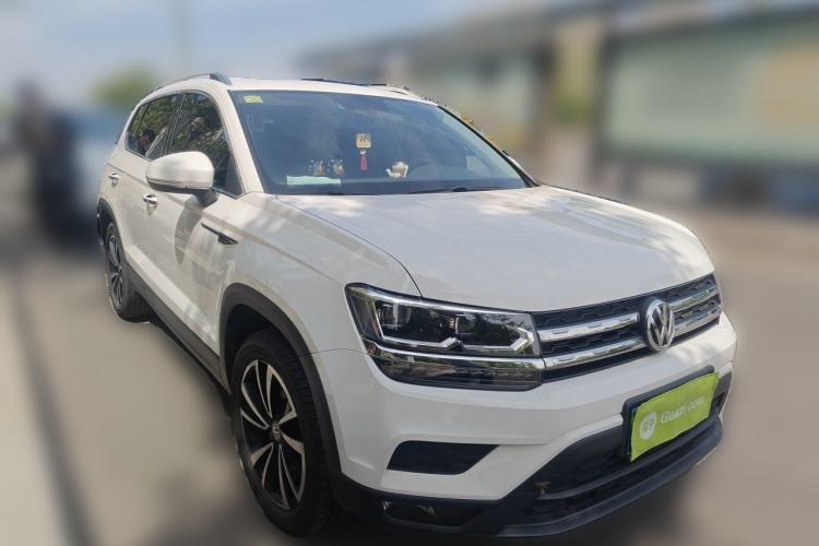 Used Volkswagen Tharu 2019 280TSI Two-Wheel Drive Luxury Version China VI Standard Front Right 45 Deg