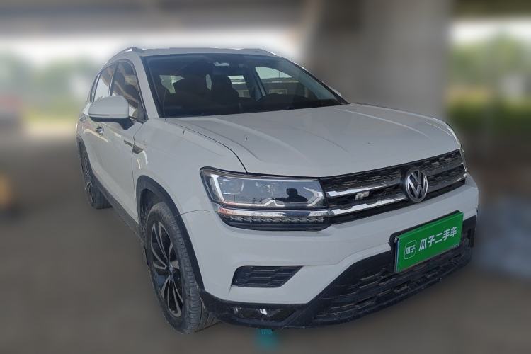 Used Volkswagen Tharu 2019 280TSI Two-Wheel Drive Luxury Edition China V Standard Front Right 45 Deg