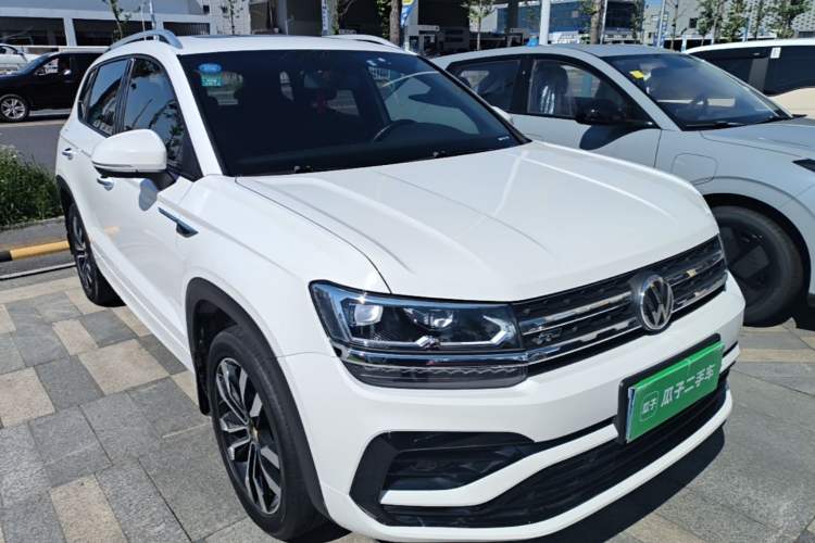 Used Volkswagen Tharu 2019 280TSI Two-Wheel Drive R-Line China V Standard Front Right 45 Deg