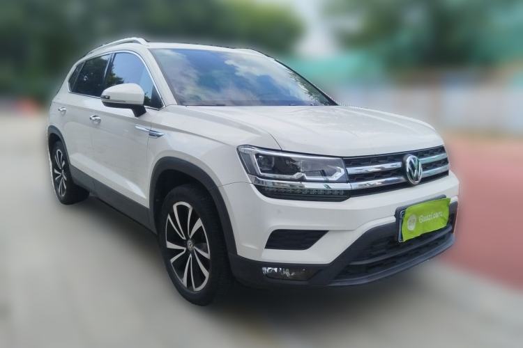 Used Volkswagen Tharu 2019 280TSI Two-Wheel Drive Luxury Edition China V Standard Front Right 45 Deg