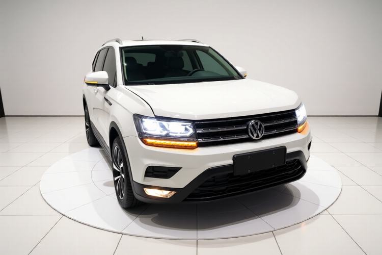 Used Volkswagen Tharu 2019 280TSI Two-Wheel Drive Luxury Version China VI Standard Front Right 45 Deg