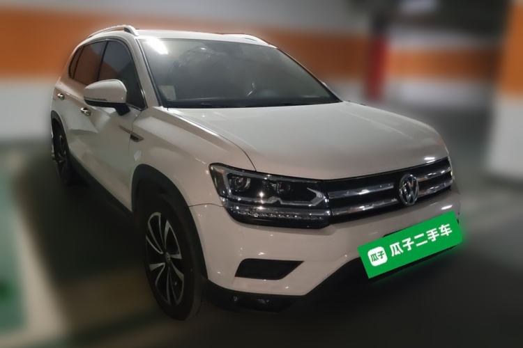 Used Volkswagen Tharu 2019 280TSI Two-Wheel Drive Luxury Edition China V Standard Front Right 45 Deg