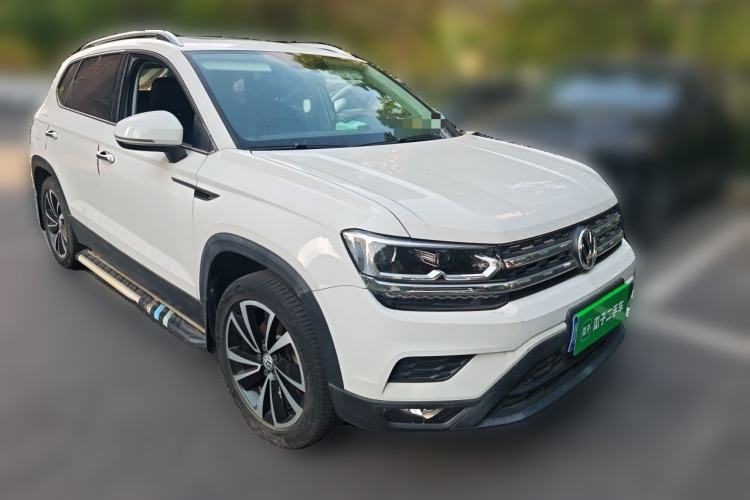 Used Volkswagen Tharu 2019 280TSI Two-Wheel Drive Luxury Edition China V Standard Front Right 45 Deg
