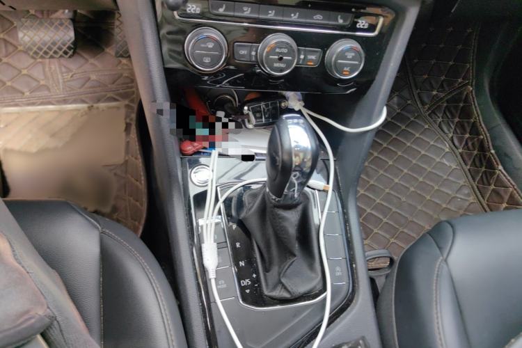 Used Volkswagen Tharu 2019 280TSI Two-Wheel Drive Luxury Version China VI Standard Gear Lever