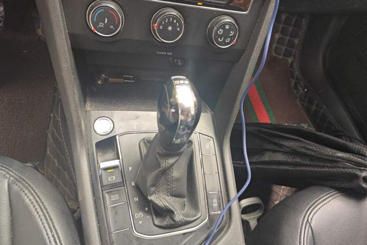 Used Volkswagen Tharu 2019 280TSI Two-Wheel-Drive Trend Edition China V Standard Gear Lever