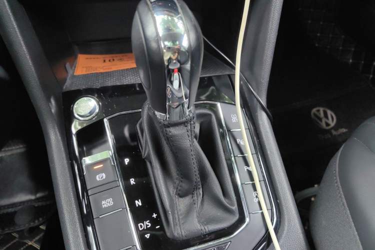 Used Volkswagen Tharu 2019 330TSI Four-Wheel Drive Flagship Model China VI Standard Gear Lever