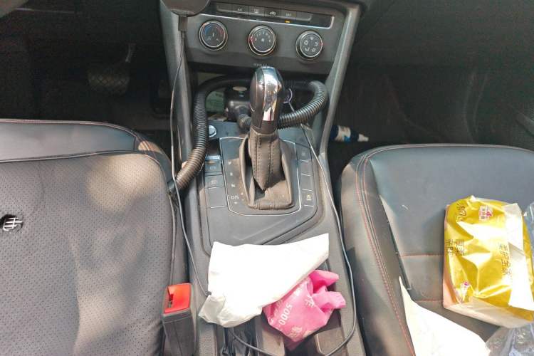 Used Volkswagen Tharu 2019 280TSI Two-Wheel-Drive Trend Edition China V Standard Gear Lever