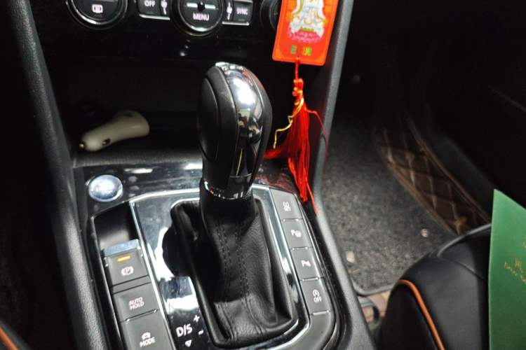 Used Volkswagen Tharu 2019 280TSI Two-Wheel Drive Flagship Edition China V Standard Gear Lever