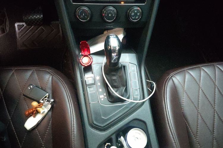 Used Volkswagen Tharu 2019 280TSI Two-Wheel-Drive Trend Edition China V Standard Gear Lever