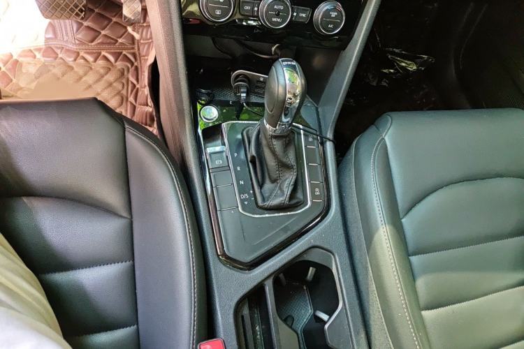 Used Volkswagen Tharu 2019 280TSI Two-Wheel Drive Comfort Edition China VI Standard Gear Lever