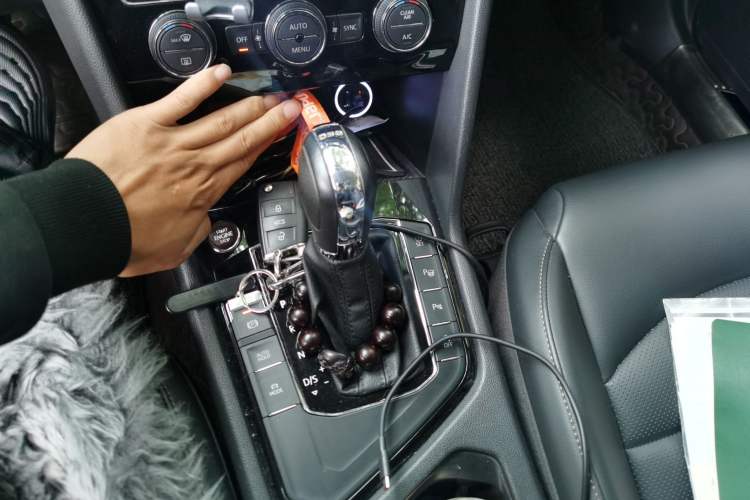 Used Volkswagen Tharu 2019 280TSI Two-Wheel Drive Flagship Edition China V Standard Gear Lever