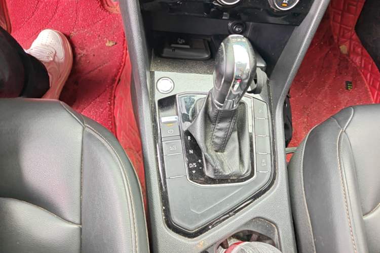 Used Volkswagen Tharu 2019 280TSI Two-Wheel Drive Comfort Edition China V Standard Gear Lever