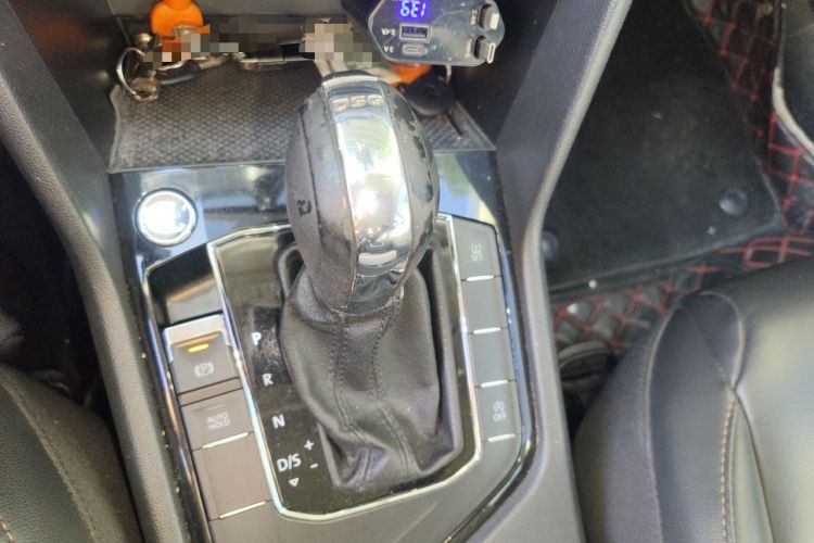 Used Volkswagen Tharu 2019 280TSI Two-Wheel Drive Comfort Edition China VI Standard Gear Lever