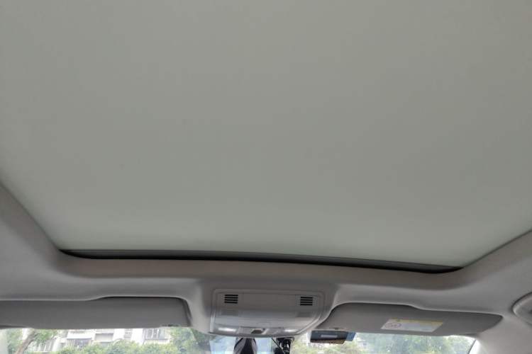Used Volkswagen Tharu 2019 280TSI Two-Wheel Drive Luxury Version China VI Standard Headliner