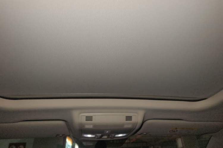 Used Volkswagen Tharu 2019 280TSI Two-Wheel Drive Comfort Edition China V Standard Headliner