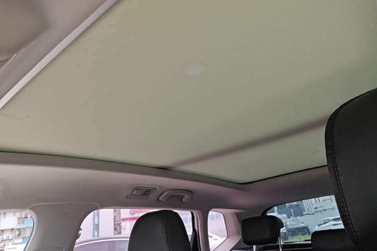 Used Volkswagen Tharu 2019 280TSI Two-Wheel Drive Comfort Edition China VI Standard Headliner