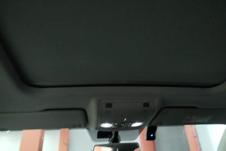 Used Volkswagen Tharu 2019 280TSI Two-Wheel Drive Comfort Edition China VI Standard Headliner