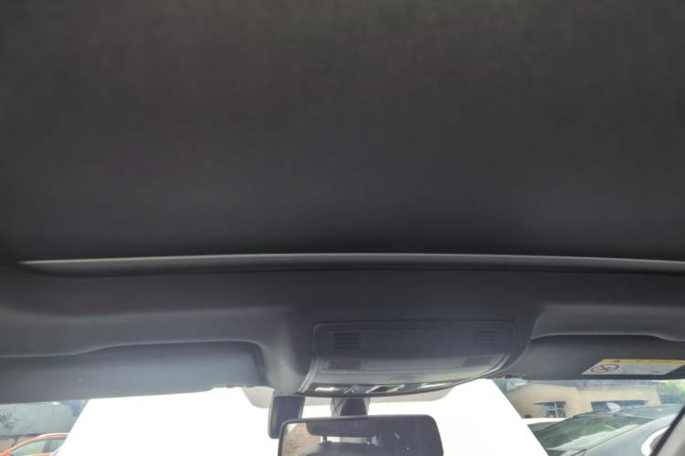 Used Volkswagen Tharu 2019 280TSI Two-Wheel Drive R-Line China VI Standard Headliner