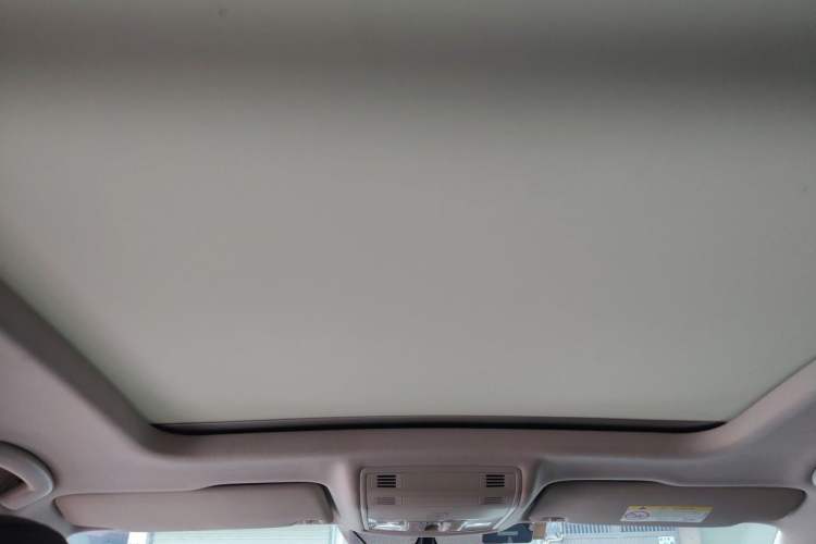 Used Volkswagen Tharu 2019 280TSI Two-Wheel Drive Comfort Edition China VI Standard Headliner