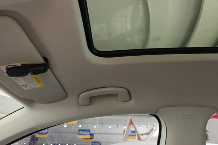 Used Volkswagen Tharu 2019 280TSI Two-Wheel Drive Comfort Edition China VI Standard Headliner
