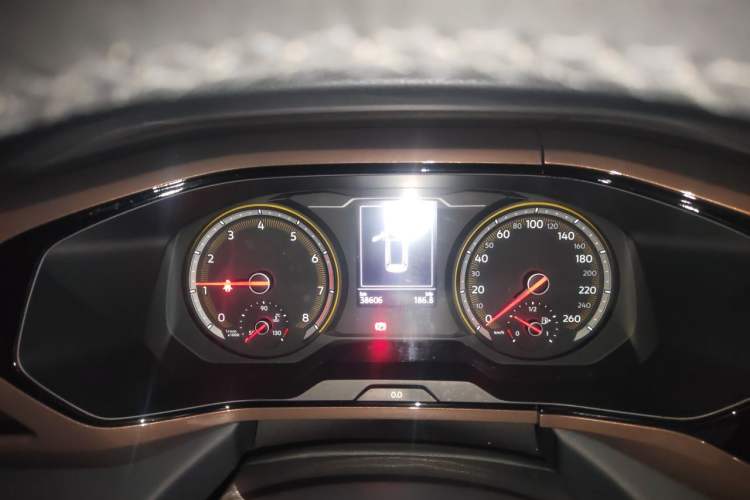 Used Volkswagen Tharu 2019 280TSI Two-Wheel Drive Comfort Edition China VI Standard Instrument Cluster