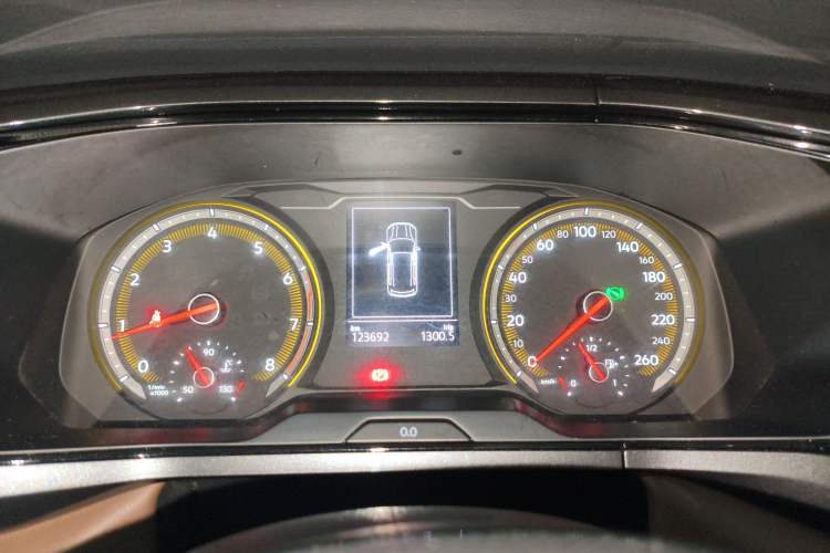 Used Volkswagen Tharu 2019 330TSI Four-Wheel Drive Luxury Edition China VI Standard Instrument Cluster