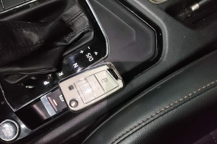 Used Volkswagen Tharu 2019 280TSI Two-Wheel Drive Comfort Edition China VI Standard Interior 1