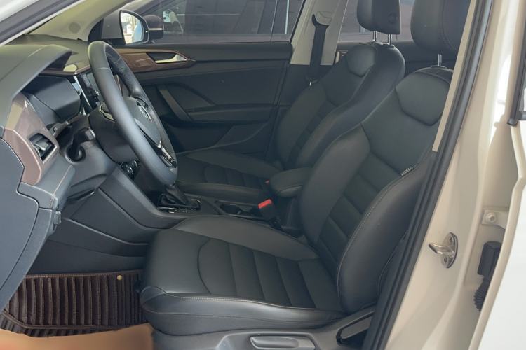 Used Volkswagen Tharu 2019 280TSI Two-Wheel Drive Comfort Edition China VI Standard Interior 2