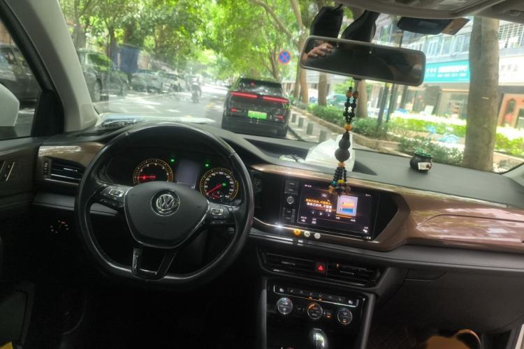 Used Volkswagen Tharu 2019 280TSI Two-Wheel Drive Luxury Edition China V Standard Interior 2
