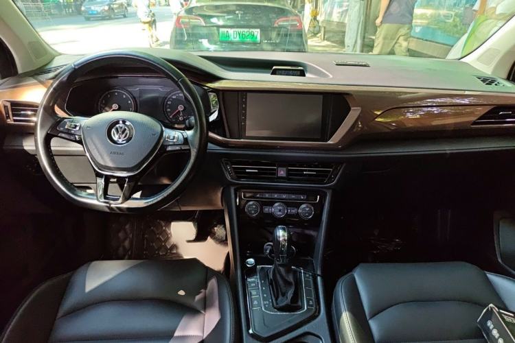 Used Volkswagen Tharu 2019 280TSI Two-Wheel Drive Comfort Edition China VI Standard Interior 2