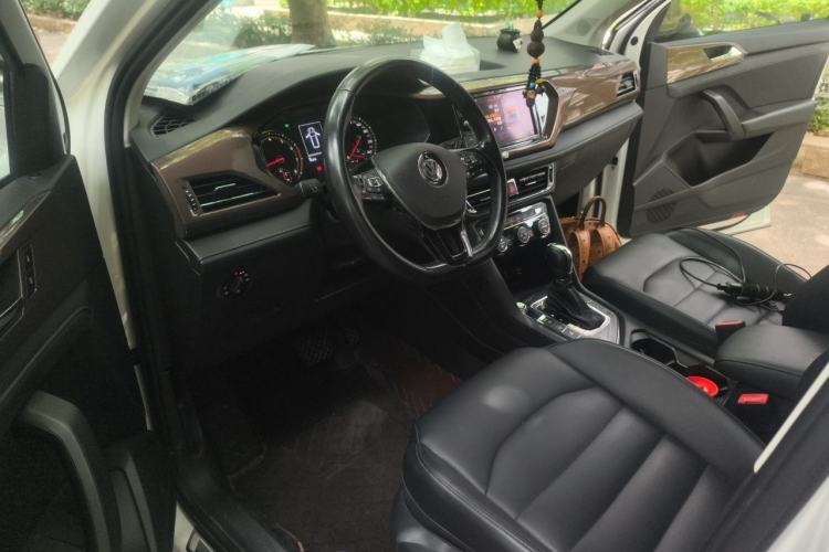 Used Volkswagen Tharu 2019 280TSI Two-Wheel Drive Luxury Edition China V Standard Interior 3