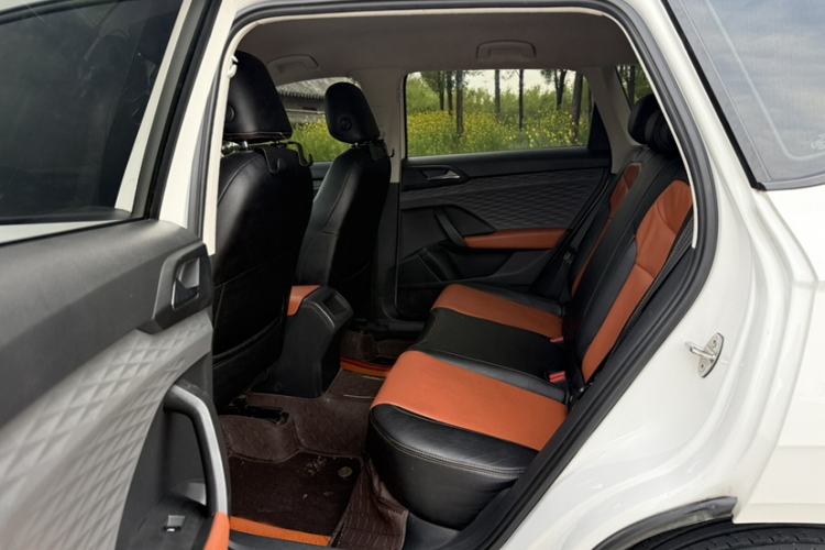 Used Volkswagen Tharu 2019 280TSI Two-Wheel-Drive Trend Edition China V Standard Interior 6