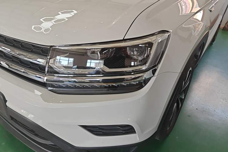 Used Volkswagen Tharu 2019 280TSI Two-Wheel Drive Luxury Version China VI Standard Left Front Headlight