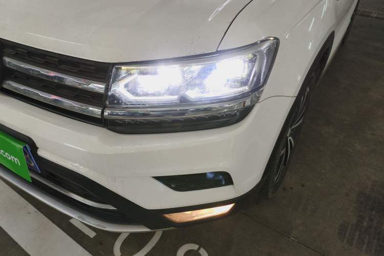 Used Volkswagen Tharu 2019 330TSI Four-Wheel Drive Luxury Edition China VI Standard Left Front Headlight