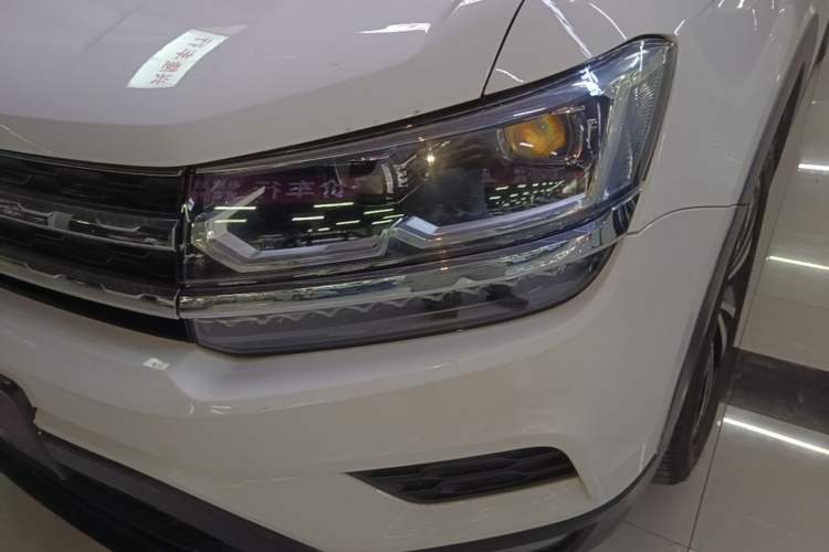 Used Volkswagen Tharu 2019 280TSI Two-Wheel Drive Luxury Version China VI Standard Left Front Headlight