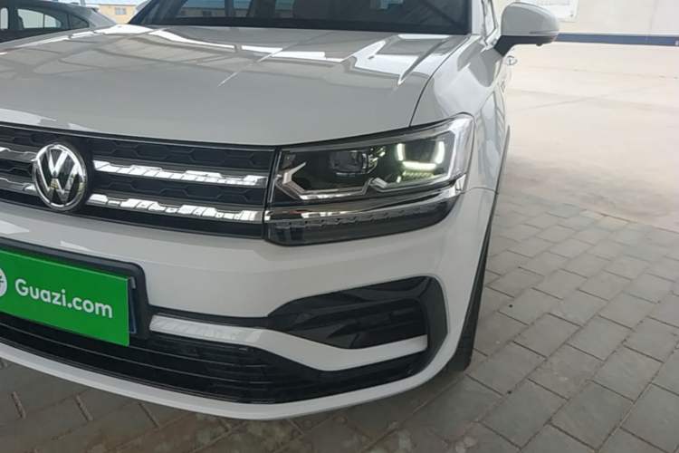 Used Volkswagen Tharu 2019 280TSI Two-Wheel Drive R-Line China VI Standard Left Front Headlight