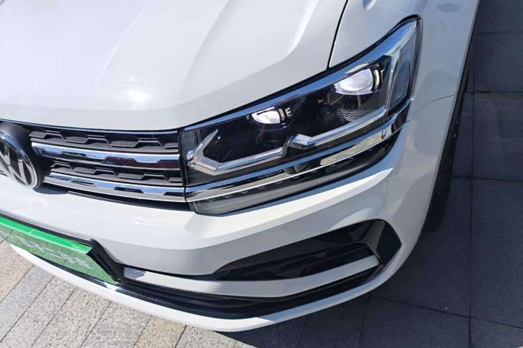 Used Volkswagen Tharu 2019 280TSI Two-Wheel Drive R-Line China V Standard Left Front Headlight