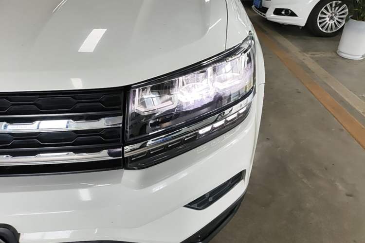 Used Volkswagen Tharu 2019 280TSI Two-Wheel Drive Comfort Edition China VI Standard Left Front Headlight