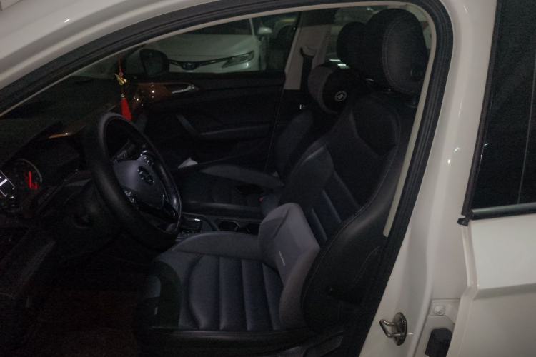 Used Volkswagen Tharu 2019 280TSI Two-Wheel Drive Comfort Edition China V Standard Left Front Seat
