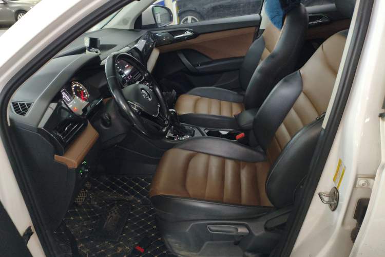 Used Volkswagen Tharu 2019 330TSI Four-Wheel Drive Luxury Edition China VI Standard Left Front Seat