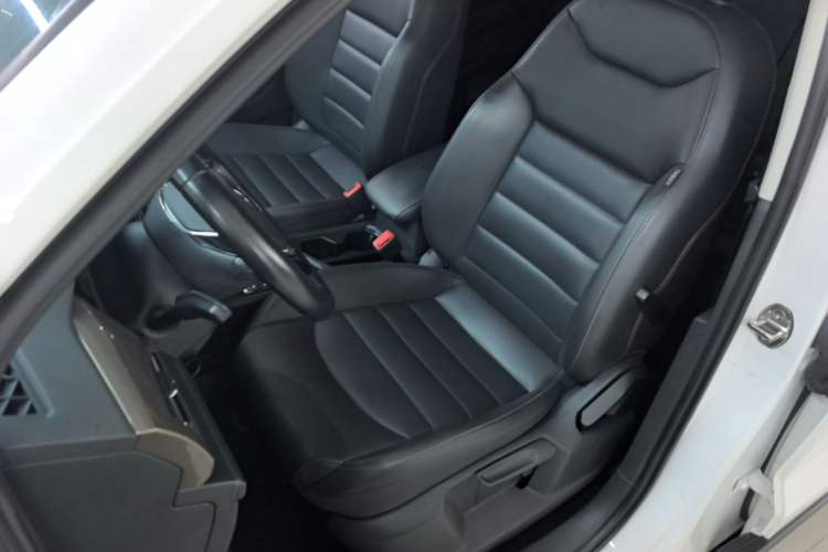 Used Volkswagen Tharu 2019 280TSI Two-Wheel Drive Luxury Version China VI Standard Left Front Seat