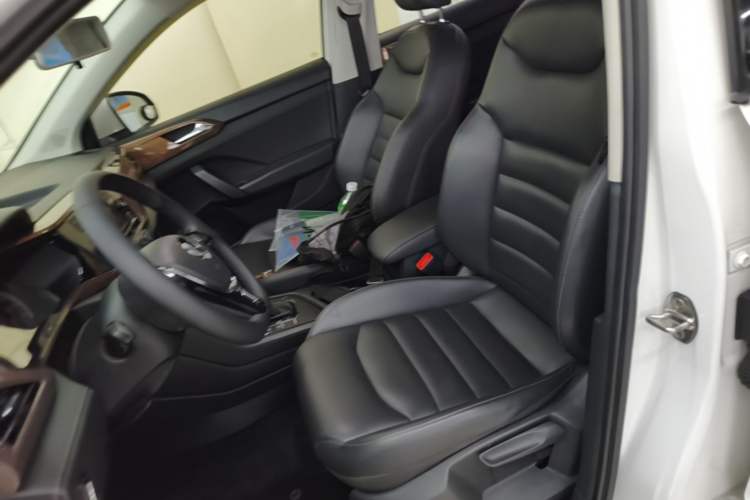 Used Volkswagen Tharu 2019 280TSI Two-Wheel Drive Comfort Edition China VI Standard Left Front Seat