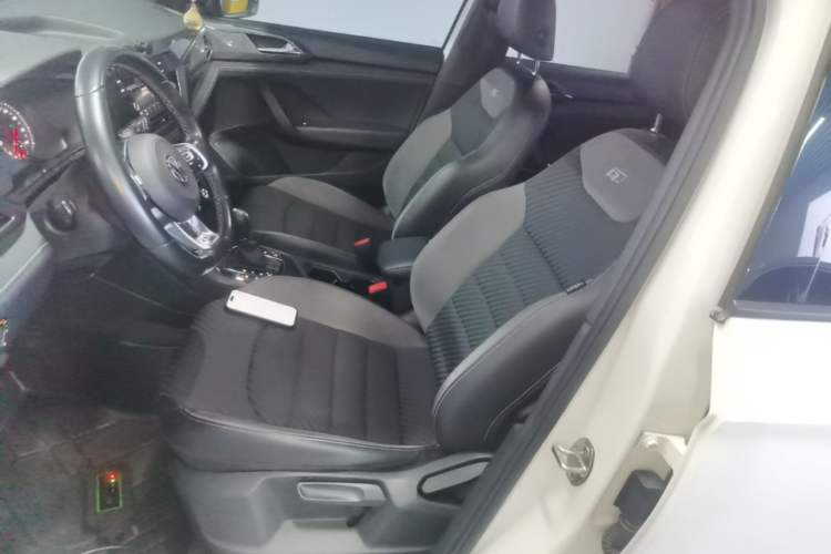 Used Volkswagen Tharu 2019 280TSI Two-Wheel Drive R-Line China VI Standard Left Front Seat