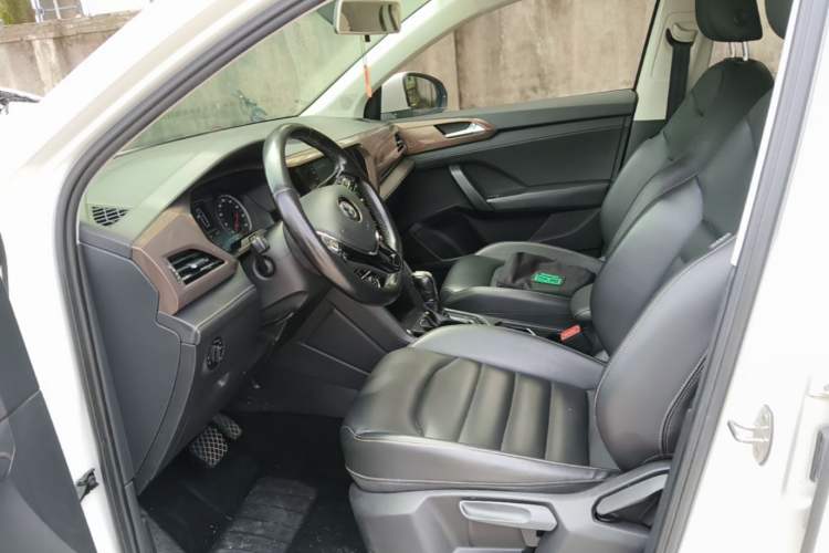 Used Volkswagen Tharu 2019 280TSI Two-Wheel Drive Comfort Edition China V Standard Left Front Seat