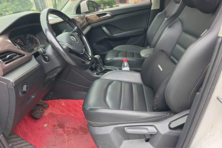 Used Volkswagen Tharu 2019 280TSI Two-Wheel Drive Comfort Edition China V Standard Left Front Seat