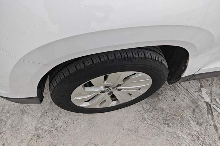 Used Volkswagen Tharu 2019 280TSI Two-Wheel Drive Comfort Edition China VI Standard Left Front Wheel Hub