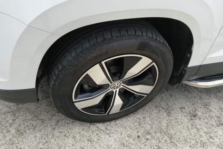 Used Volkswagen Tharu 2019 280TSI Two-Wheel Drive Comfort Edition China V Standard Left Front Wheel Hub