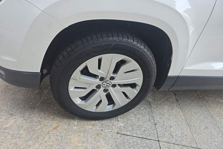 Used Volkswagen Tharu 2019 280TSI Two-Wheel Drive Comfort Edition China VI Standard Left Front Wheel Hub